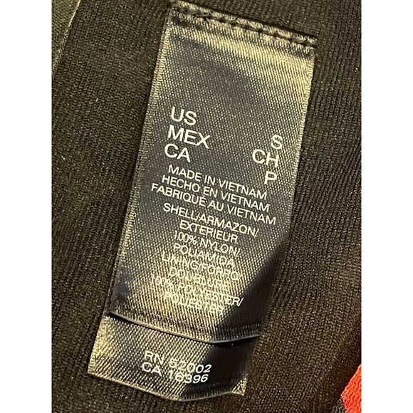 short sleeve v-neck printed top black white and peach sz Small front twist detai - Picture 6 of 6